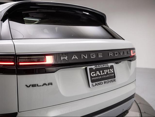 Photo of 2025 Fuji White Land Rover Range Rover Velar