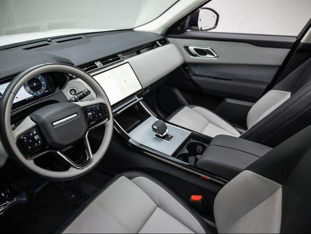 Photo of 2025 Fuji White Land Rover Range Rover Velar