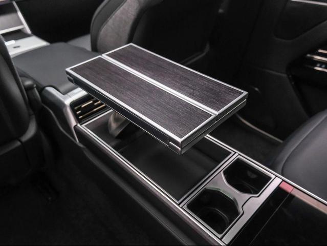 Photo of 2025 Carpathian Grey Land Rover Range Rover