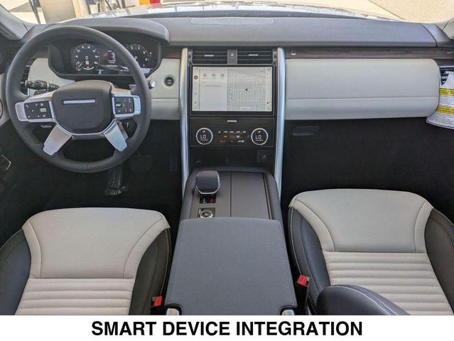 Photo of 2025 Fuji White Land Rover Discovery