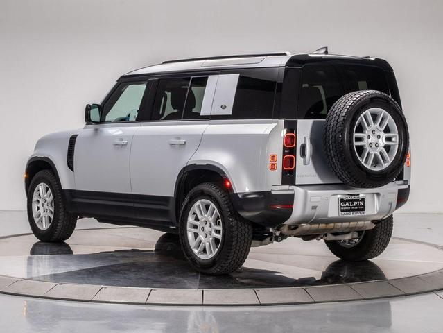 Photo of 2024 Hakuba Silver Land Rover Defender