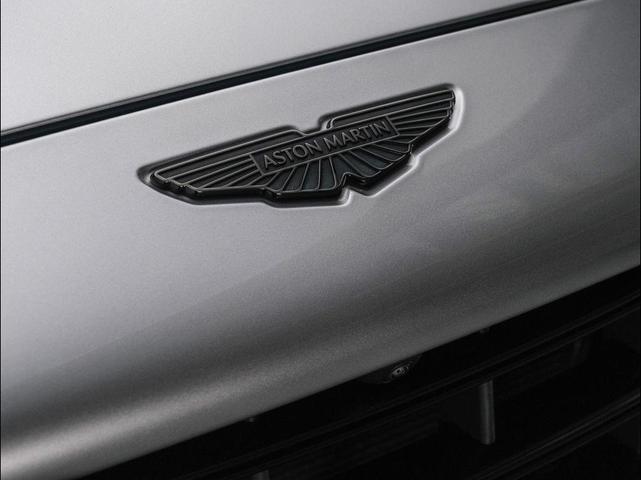 Photo of 2025 Silver Aston Martin DBX