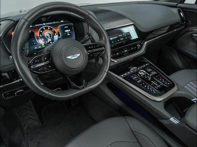 Photo of 2025 Silver Aston Martin DBX
