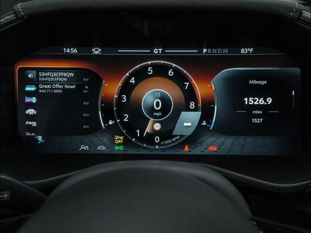 Photo of 2025 Silver Aston Martin DBX