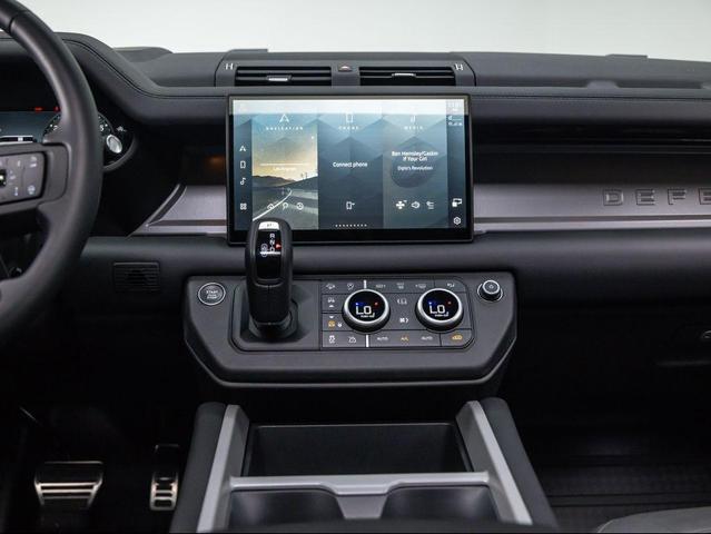 Photo of 2025 Santorini Black Land Rover Defender