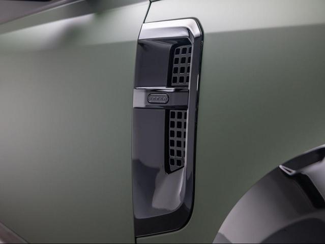 Photo of 2025 Santorini Black Land Rover Defender