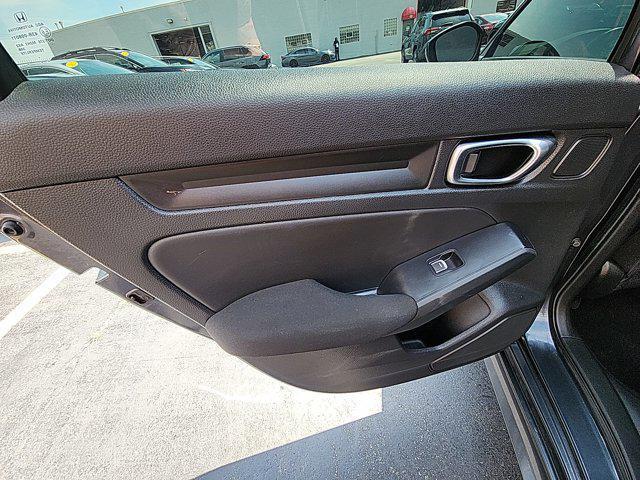 Photo of 2023 Gray Honda Civic