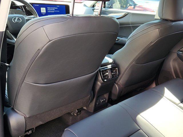 Photo of 2024 Atomic Silver Lexus NX 350h