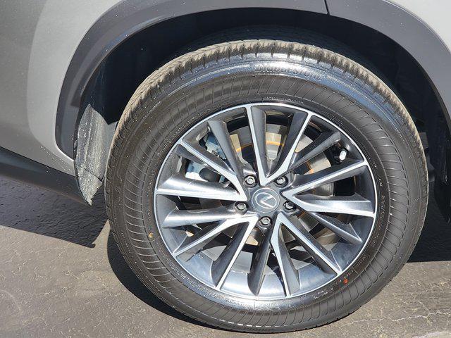 Photo of 2024 Atomic Silver Lexus NX 350h