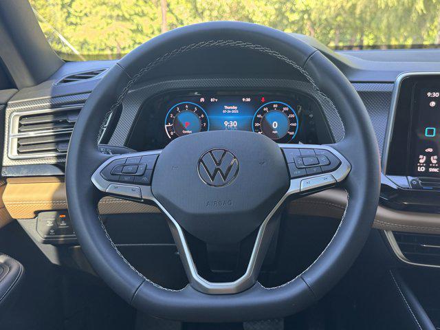 Photo of 2026 Deep Black Pearl Volkswagen Atlas Cross Sport