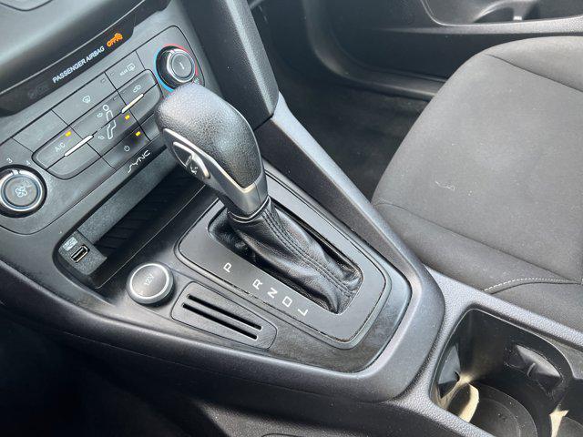 Photo of 2015 Magnetic Ford Focus