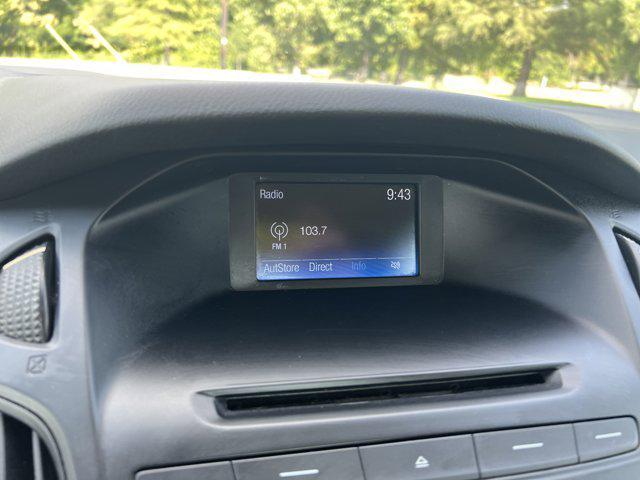 Photo of 2015 Magnetic Ford Focus