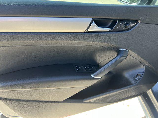 Photo of 2020 Platinum Gray Metallic Volkswagen Passat