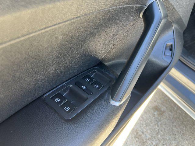 Photo of 2020 Platinum Gray Metallic Volkswagen Passat