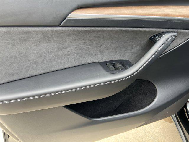 Photo of 2023 Solid Black Tesla Model Y
