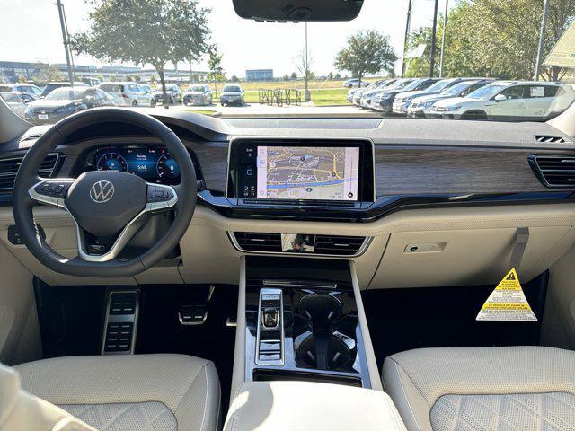Photo of 2025 Pure Gray Volkswagen Atlas