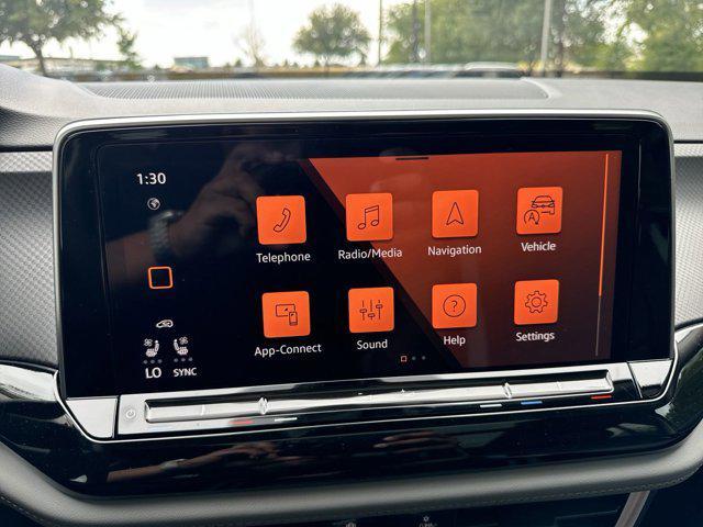 Photo of 2025 Pure Gray Volkswagen Atlas