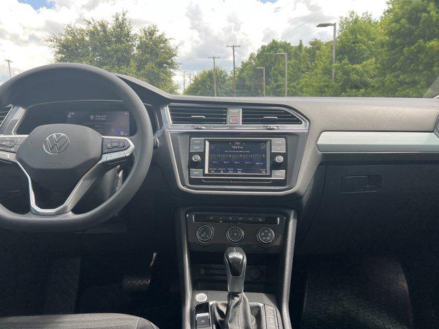 Photo of 2022 Pyrite Silver Metallic Volkswagen Tiguan