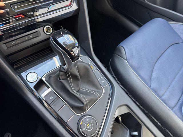 Photo of 2025 Cornflower Blue Volkswagen Taos