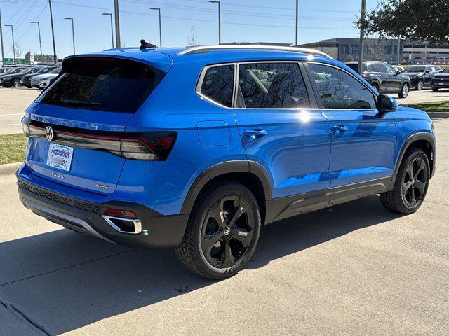Photo of 2025 Cornflower Blue Volkswagen Taos