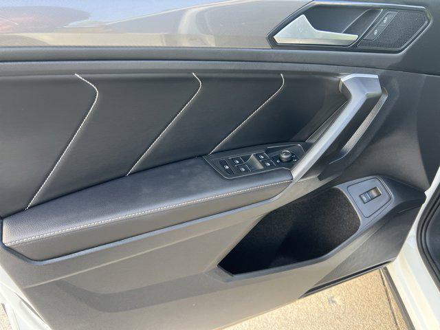 Photo of 2024 Pure White Volkswagen Tiguan