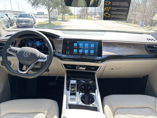 Photo of 2026 avocado green pearl Volkswagen Atlas