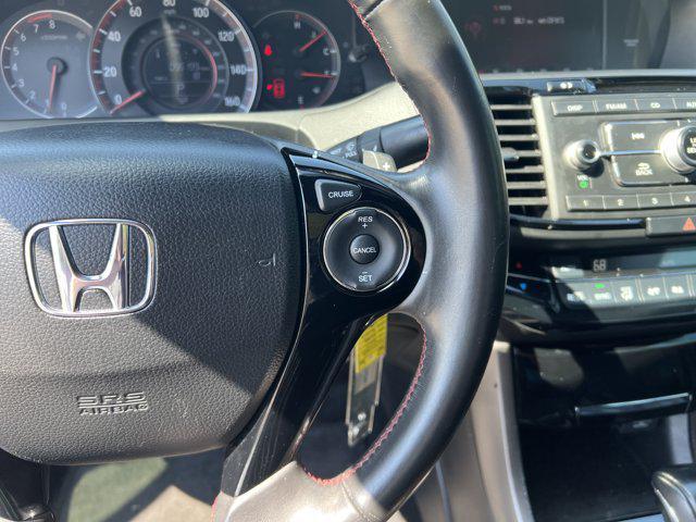 Photo of 2017 Crystal Black Pearl Honda Accord