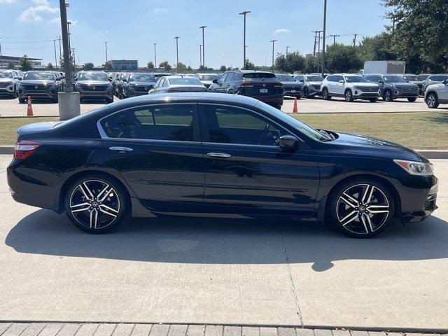 Photo of 2017 Crystal Black Pearl Honda Accord