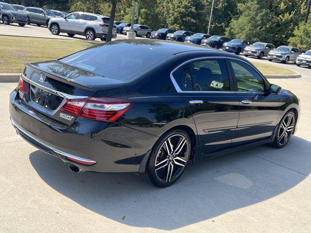 Photo of 2017 Crystal Black Pearl Honda Accord