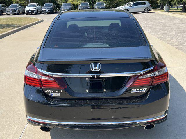 Photo of 2017 Crystal Black Pearl Honda Accord