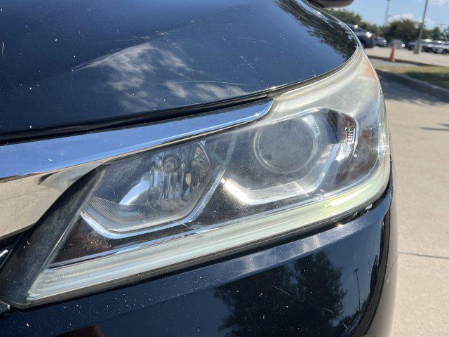 Photo of 2017 Crystal Black Pearl Honda Accord