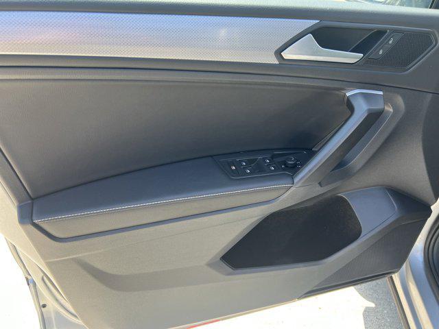 Photo of 2024 Pyrite Silver Metallic Volkswagen Tiguan