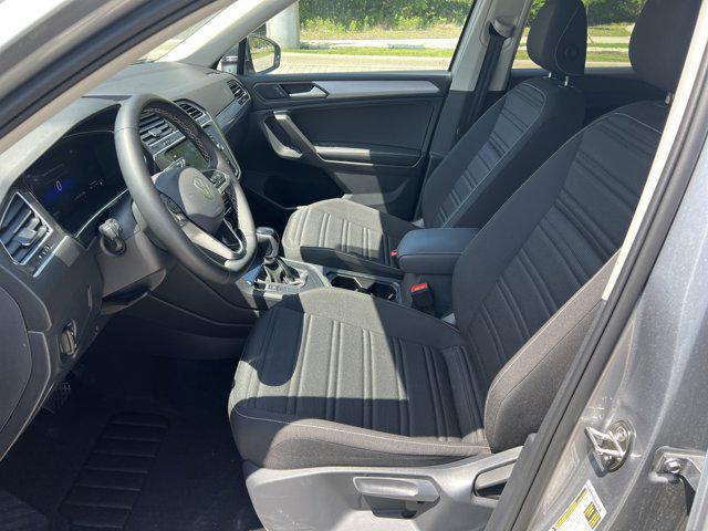 Photo of 2024 Pyrite Silver Metallic Volkswagen Tiguan