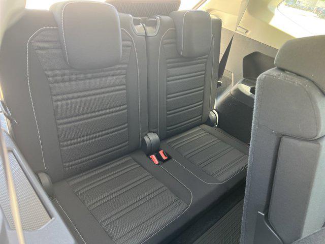 Photo of 2024 Pyrite Silver Metallic Volkswagen Tiguan