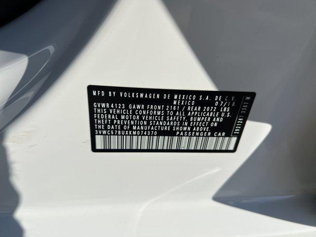 Photo of 2019 Pure White Volkswagen Jetta