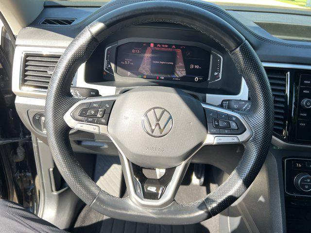 Photo of 2022 Deep Black Pearl Volkswagen Atlas