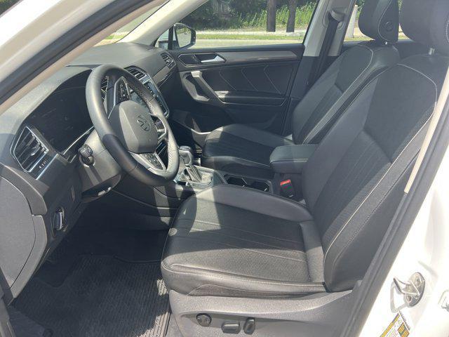Photo of 2022 Pure White Volkswagen Tiguan