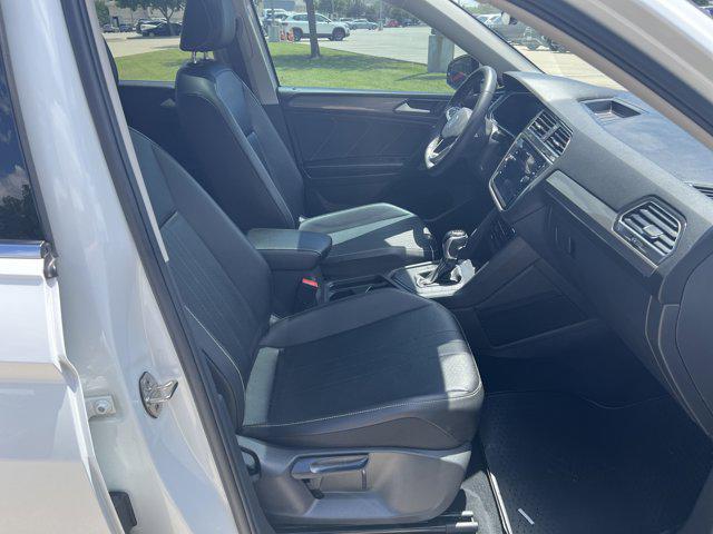 Photo of 2022 Pure White Volkswagen Tiguan