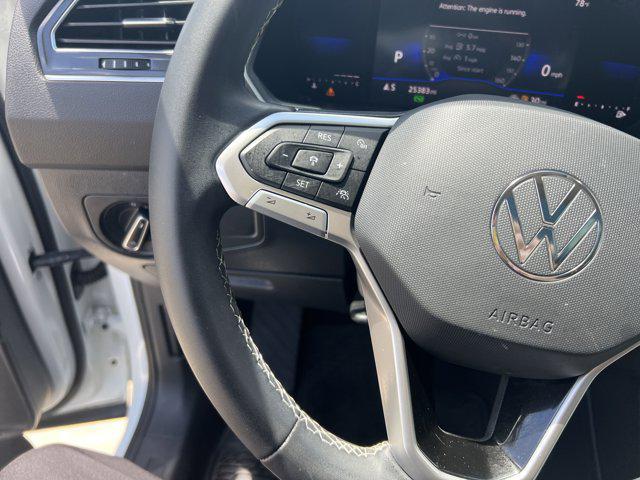 Photo of 2022 Pure White Volkswagen Tiguan