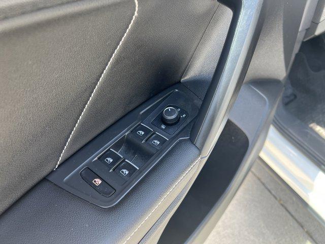 Photo of 2022 Pure White Volkswagen Tiguan