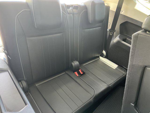 Photo of 2022 Pure White Volkswagen Tiguan