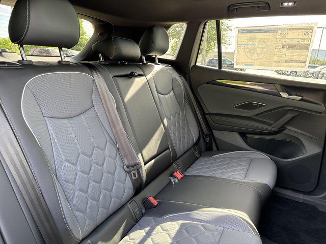 Photo of 2025 Opal White Pearl Volkswagen Tiguan