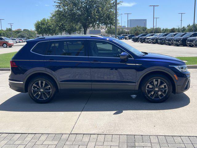 Photo of 2022 Atlantic Blue Metallic Volkswagen Tiguan