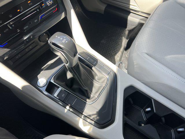 Photo of 2022 Atlantic Blue Metallic Volkswagen Tiguan