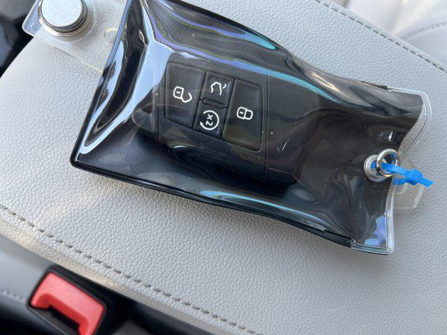 Photo of 2022 Atlantic Blue Metallic Volkswagen Tiguan