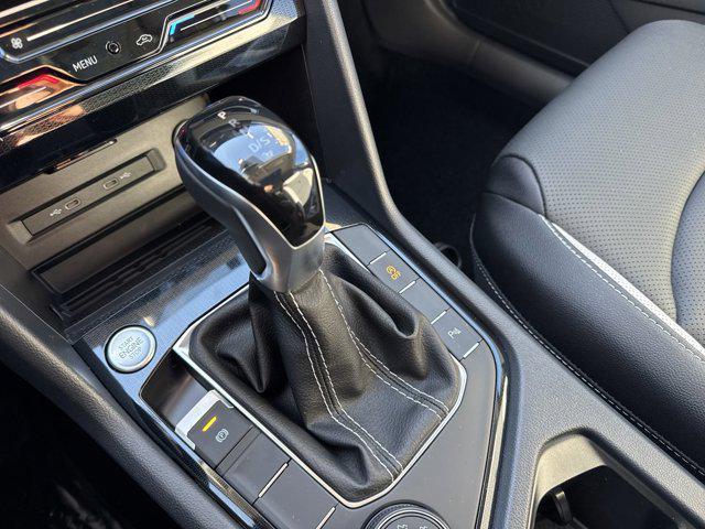 Photo of 2025 Deep Black Pearl Volkswagen Taos