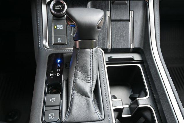 Photo of 2025 Eminent White Pearl Lexus GX 550