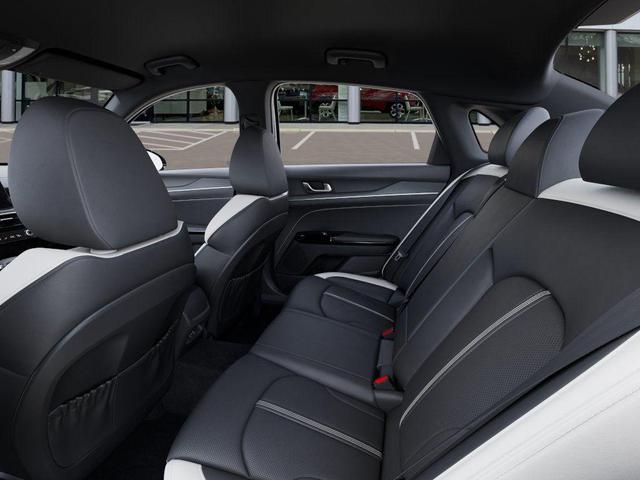 Photo of 2025 Steel Matte Gray Kia K5