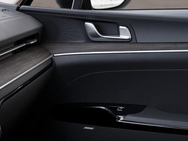 Photo of 2025 Aurora Black Pearl Kia K5