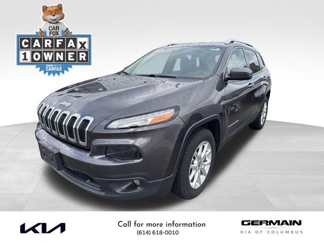 Photo of 2016 Granite Crystal Metallic Clearcoat Jeep Cherokee